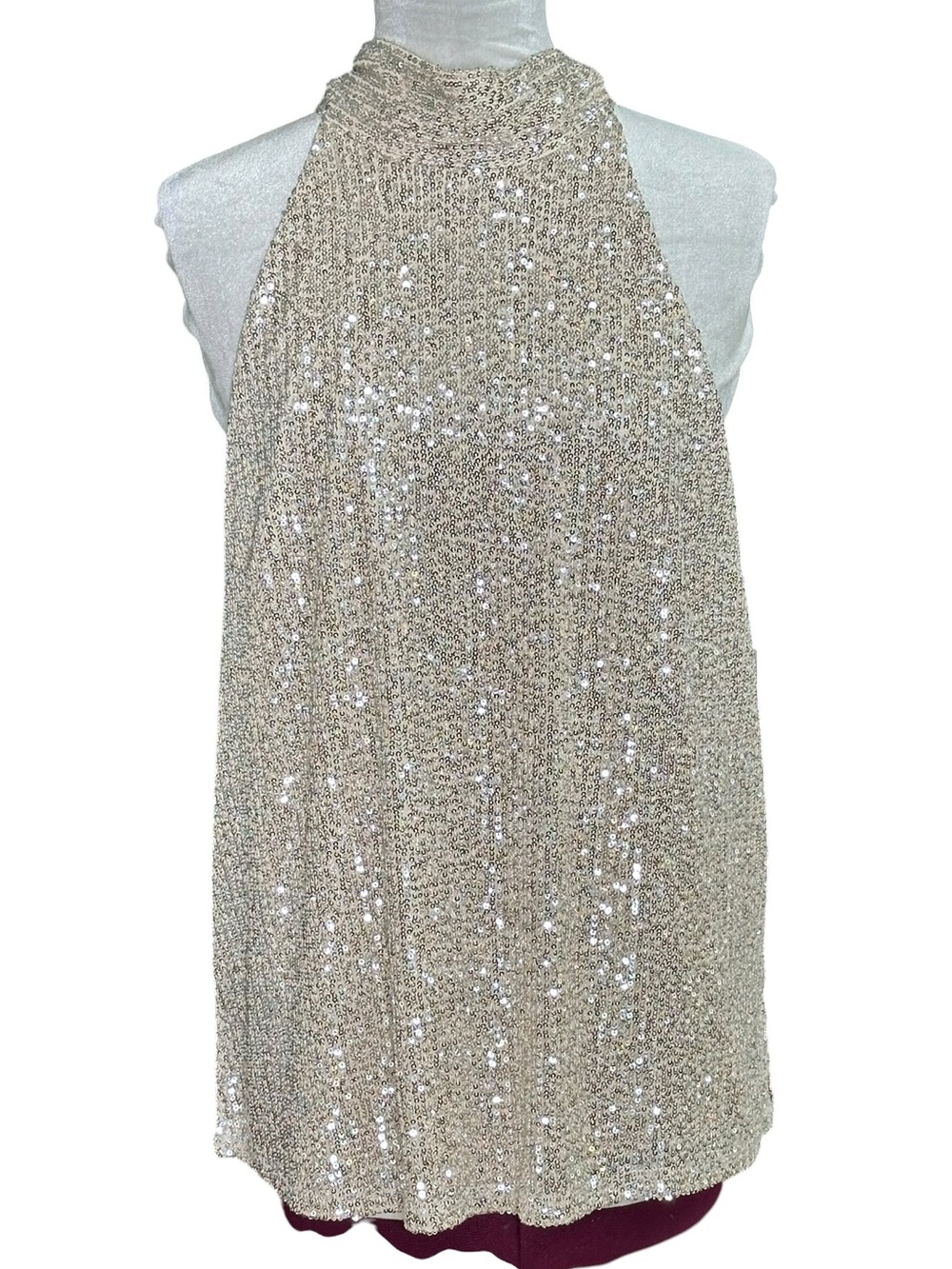 NWT Chelsea28 Sequin Mock Neck Halter. Size Medium. Beige with Silver Sequins